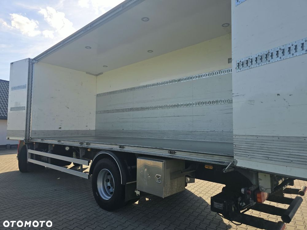 DAF LF 320 - 6