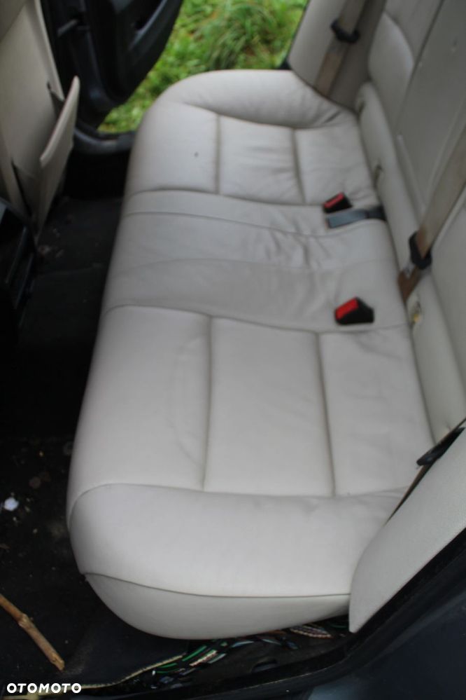 KANAPA TYŁ KREMOWA SKÓRA BMW F11 - 4