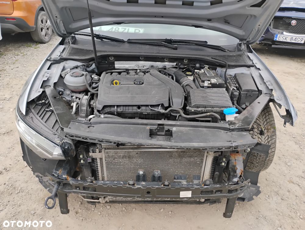 Volkswagen Passat - 6