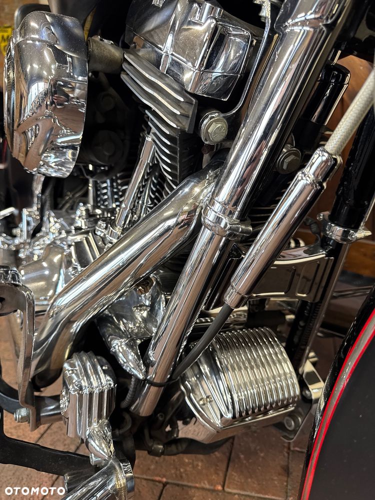 Harley-Davidson Touring Street Glide - 22