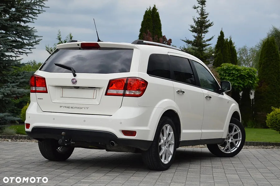 Fiat Freemont 2.0 Multijet 16V DPF Automatik Allrad Black Code - 14