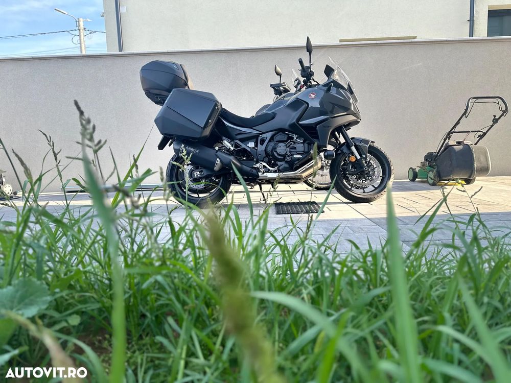 Honda NT 1100 - 2