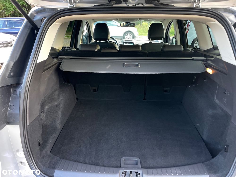 Ford Kuga 2.0 TDCi 4x4 Titanium - 29