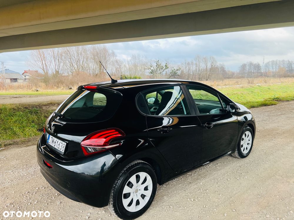 Peugeot 208 PureTech 68 Like - 4