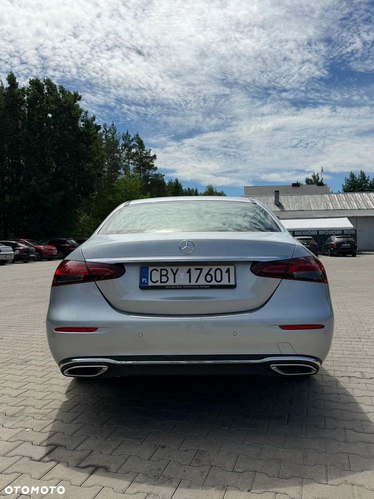 Mercedes-Benz Klasa E 200 d - 11