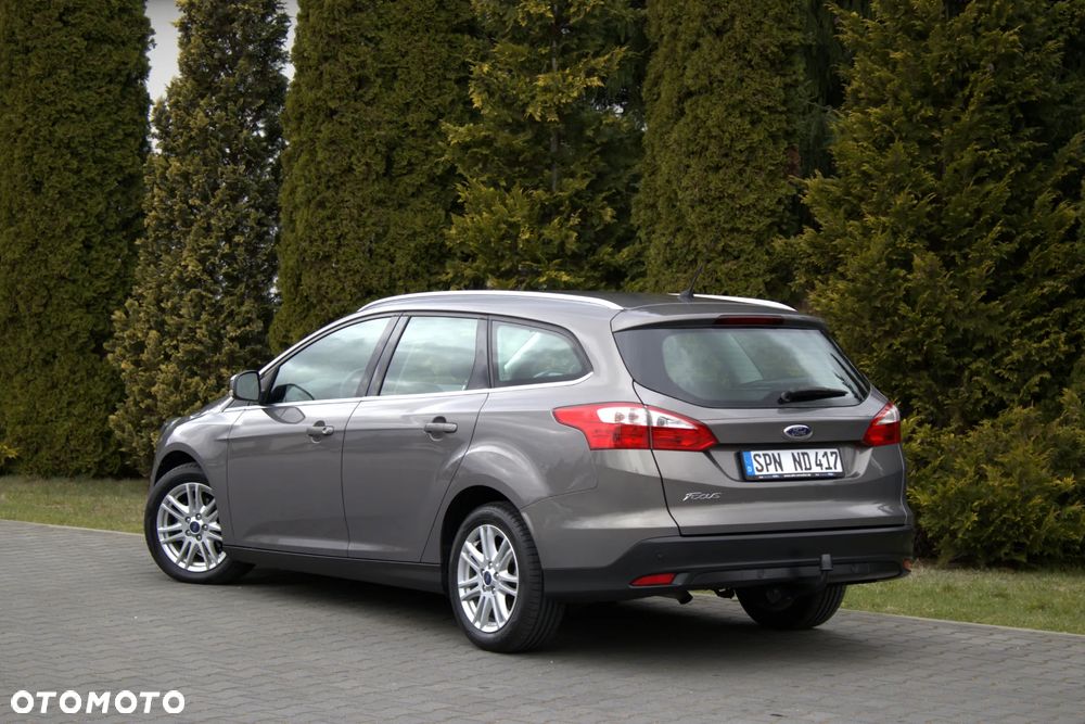 Ford Focus SW 1.6 TDCi DPF S&S Titanium - 11