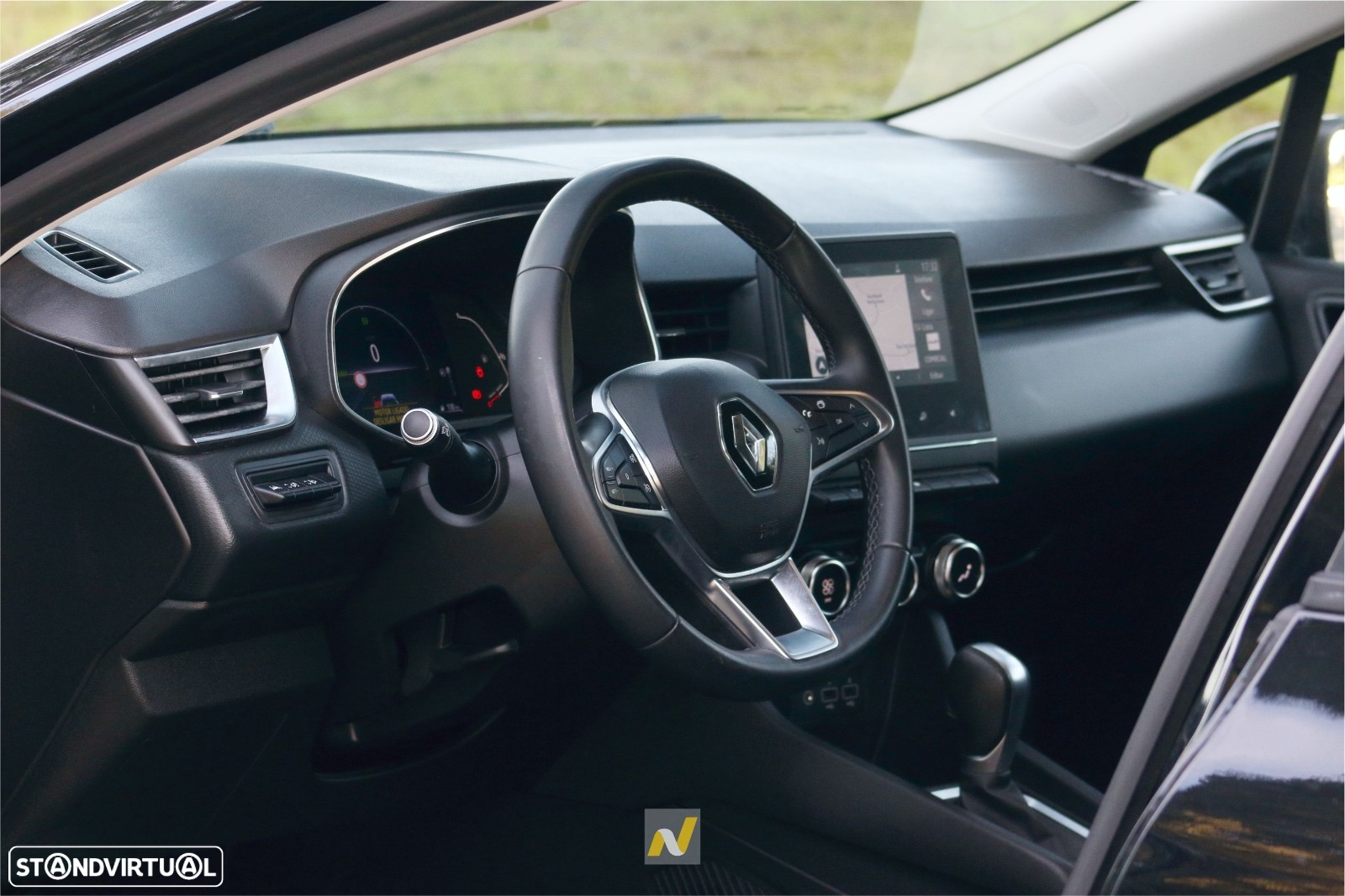 Renault Clio 1.6 E-Tech Intens - 26