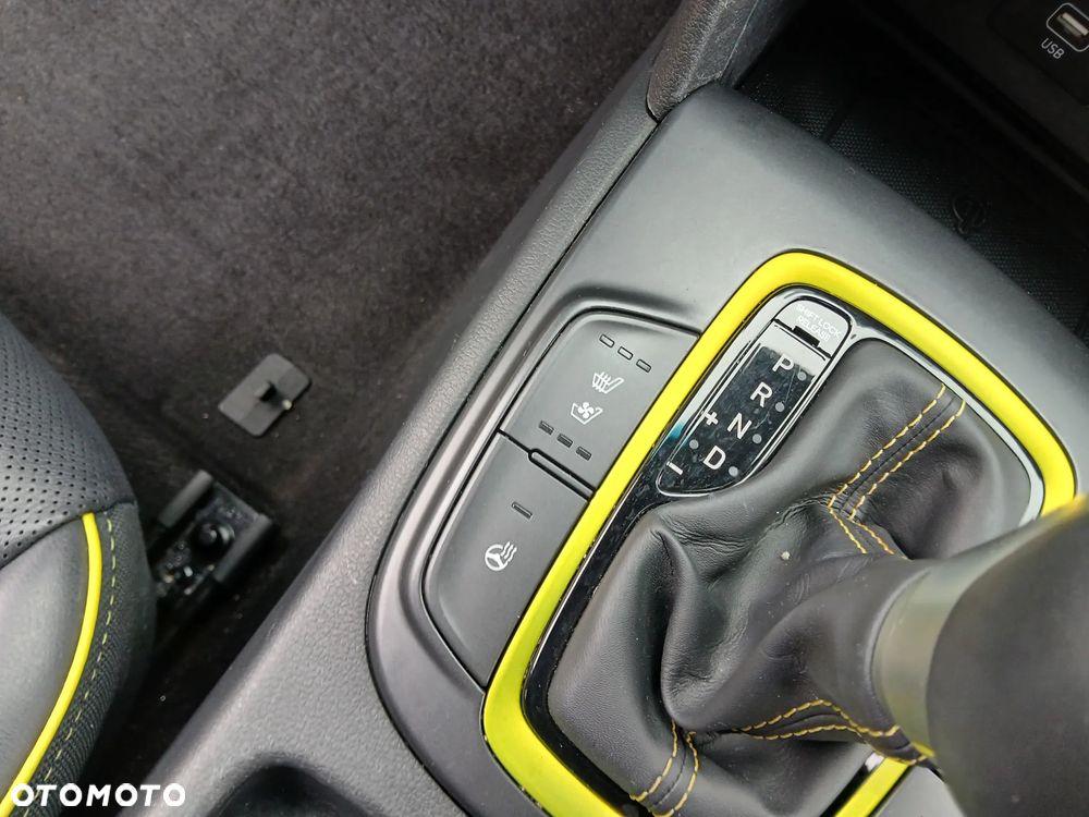 Hyundai Kona 1.6 GDI Hybrid Premium DCT - 30