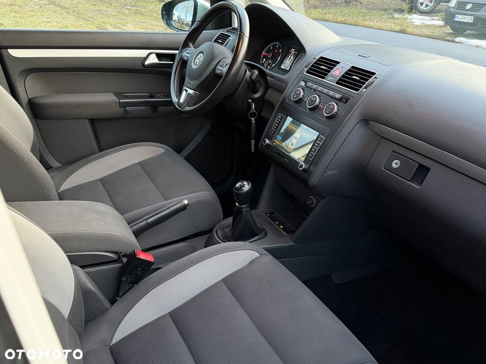 Volkswagen Touran 2.0 TDI DPF Comfortline - 5