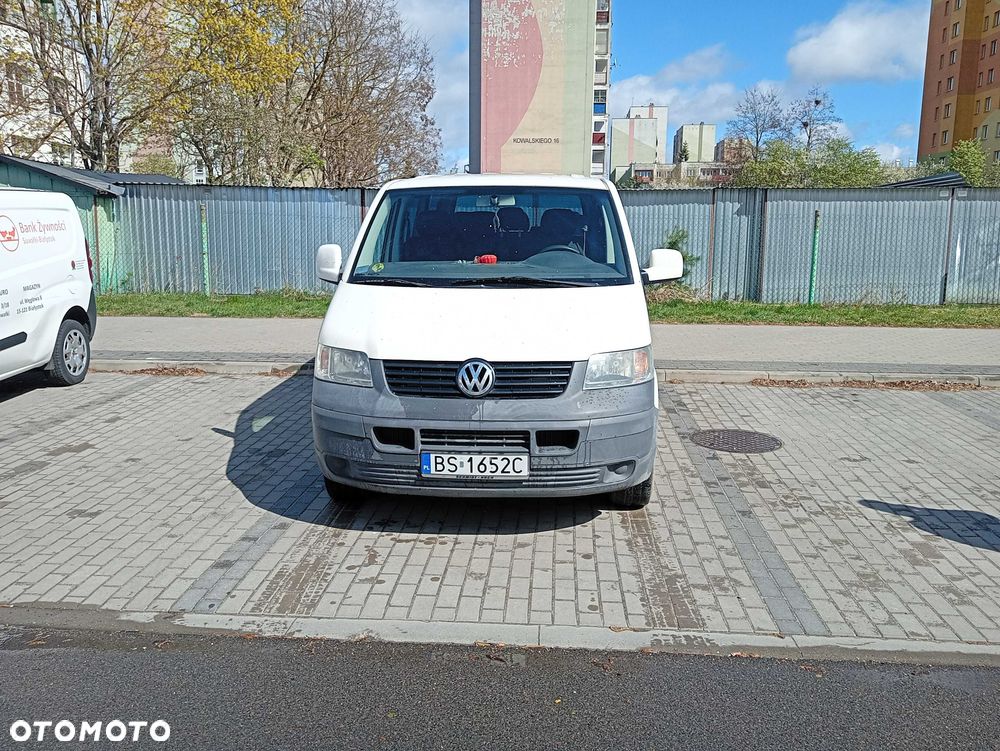 Volkswagen Transporter - 1
