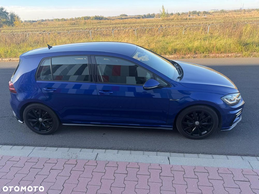 Volkswagen Golf - 11