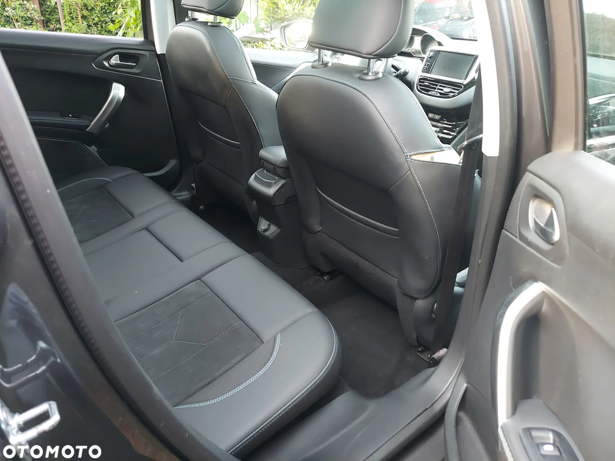 Peugeot 2008 PureTech 130 Stop&Start Crossway - 11