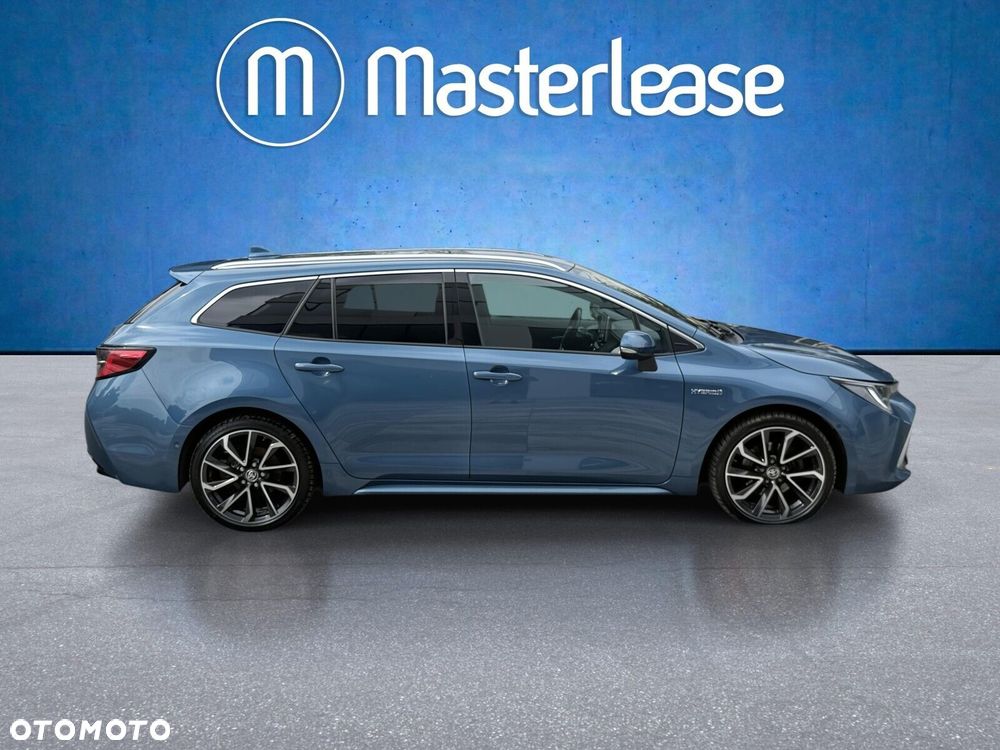 Toyota Corolla - 4