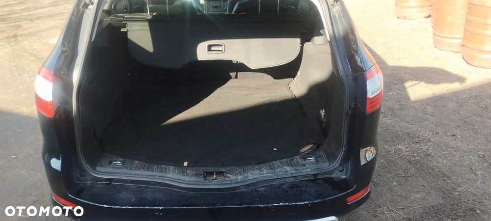 Ford Mondeo 2.0 TDCi Ghia - 28