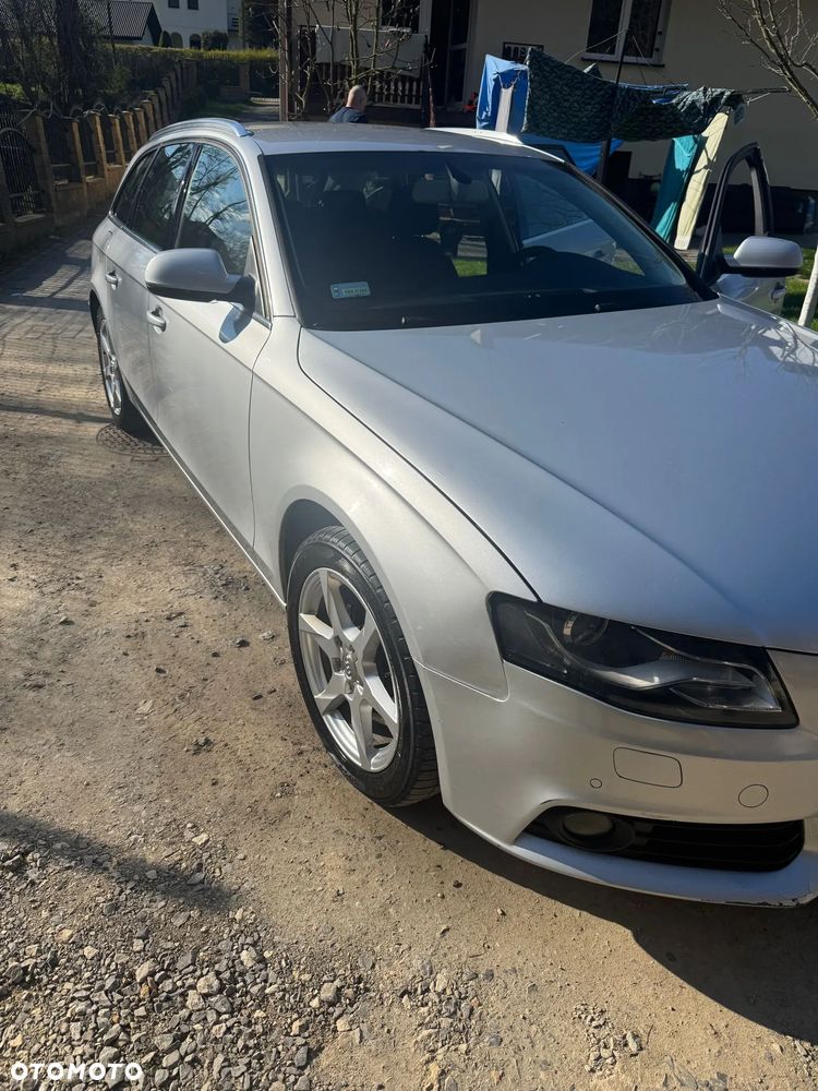 Audi A4 Avant 2.0 TDI DPF - 4