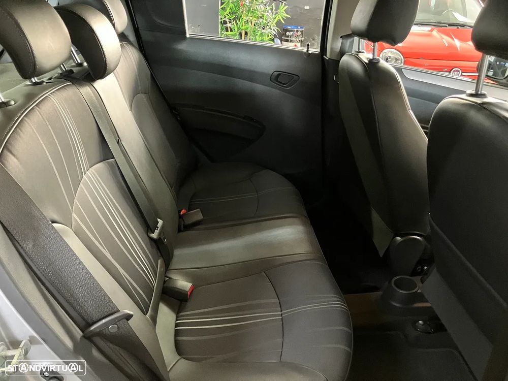 Chevrolet Spark 1.0 LS ESC - 11
