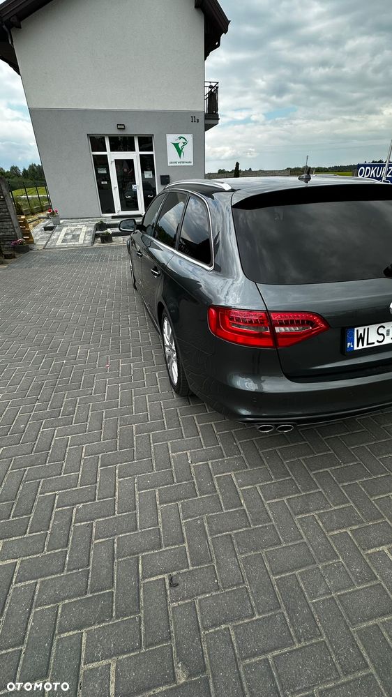 Audi A4 Avant 2.0 TDI Quattro S tronic - 5