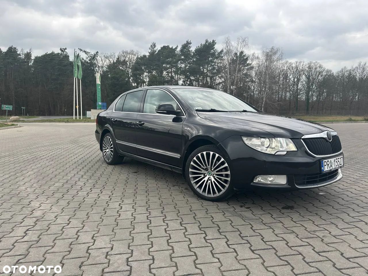 Skoda Superb 2.0 TDI L&K DSG - 1