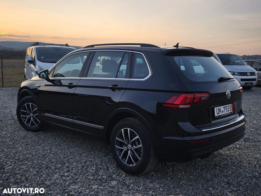 Volkswagen Tiguan 2.0 TDI SCR 4MOTION (BlueMotion Techn.) DSG Comfortline - 9