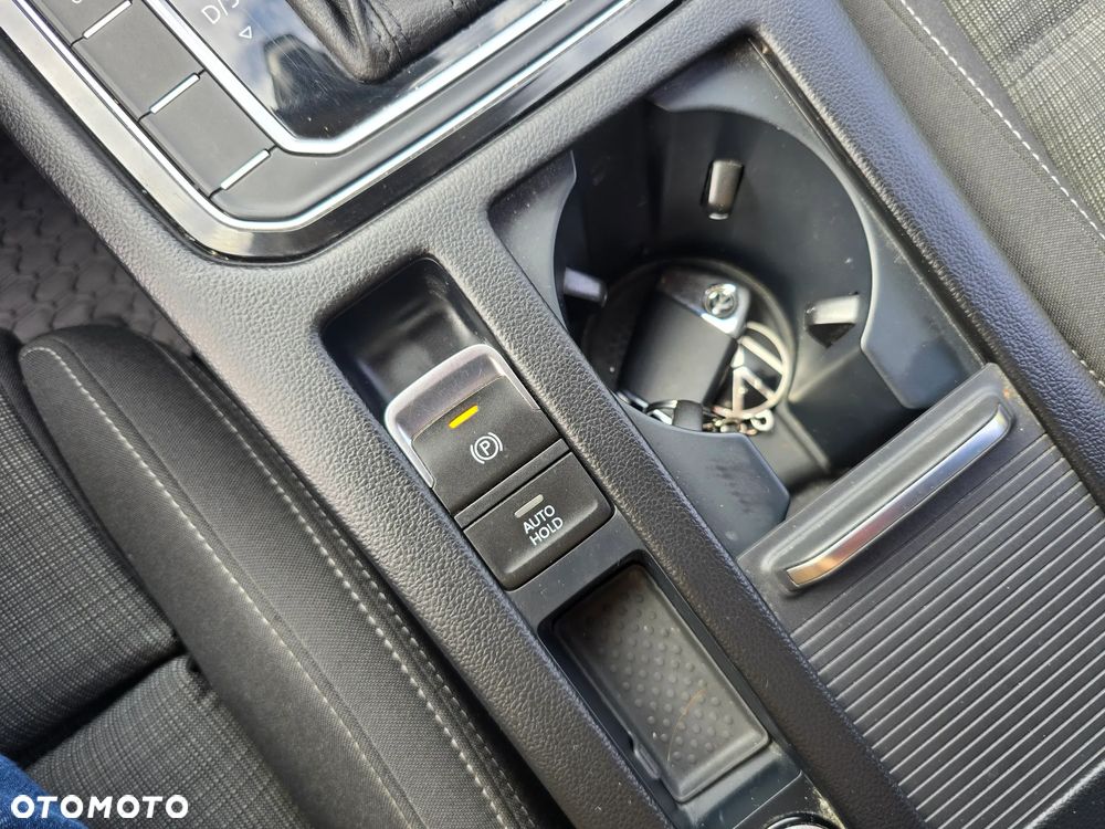 Volkswagen Passat Variant - 35