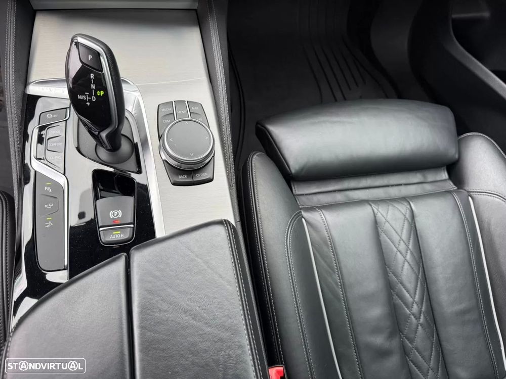 BMW 620 Gran Turismo d xDrive Pack M - 21