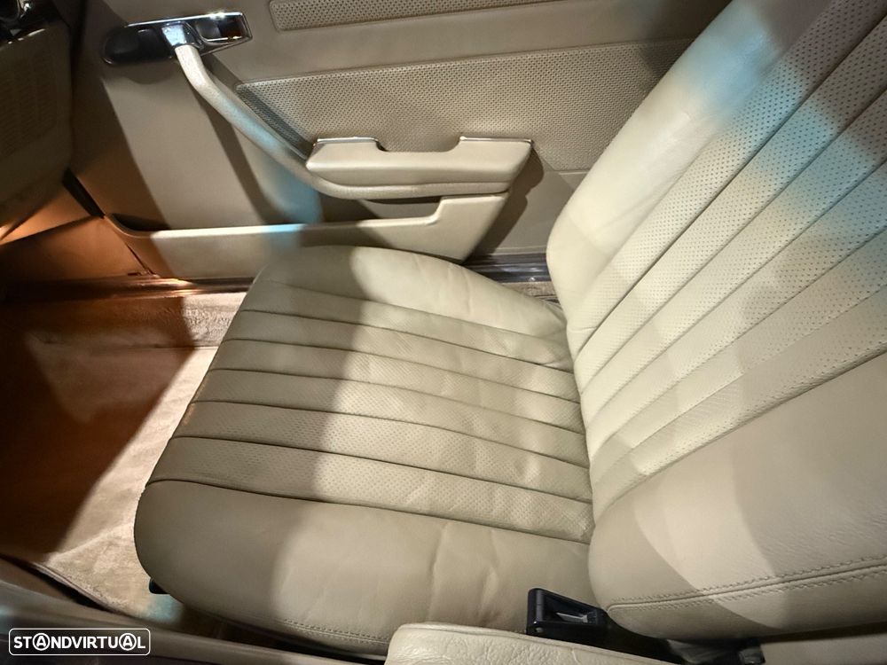 Mercedes-Benz R107 (1971-1989) - 26