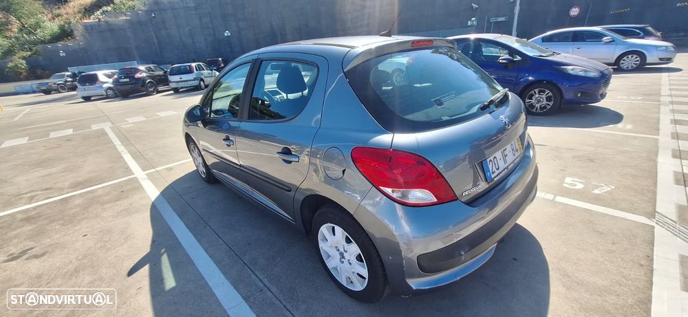 Peugeot 207 1.4 16V Active - 5