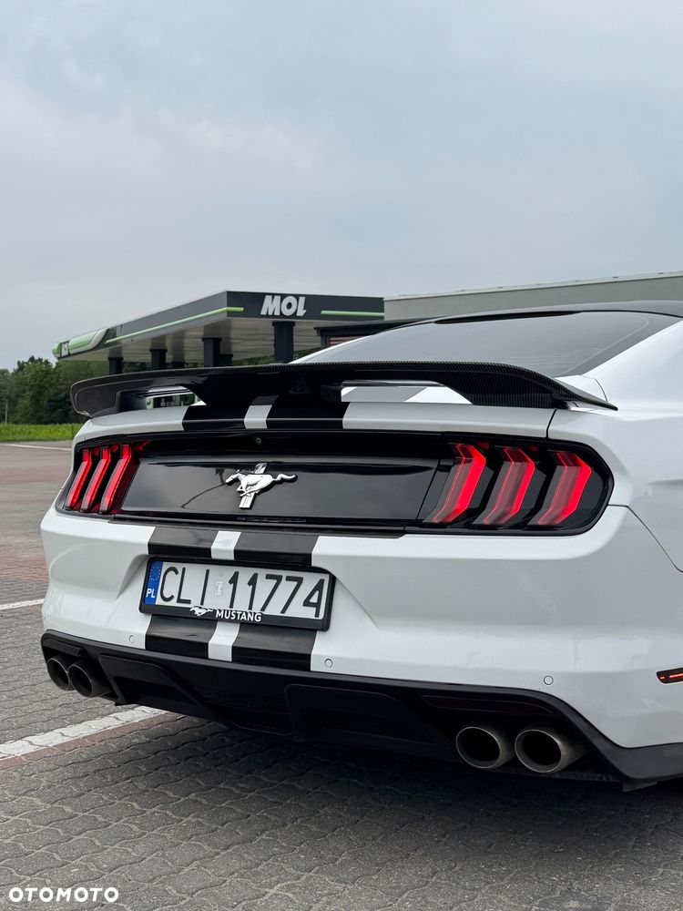 Ford Mustang - 26