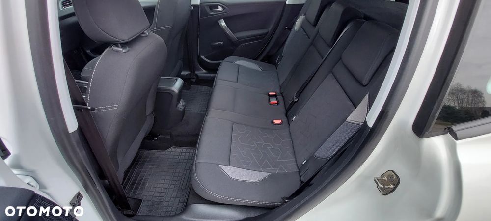 Peugeot 2008 PureTech 110 Stop&Start EAT6 Active - 22