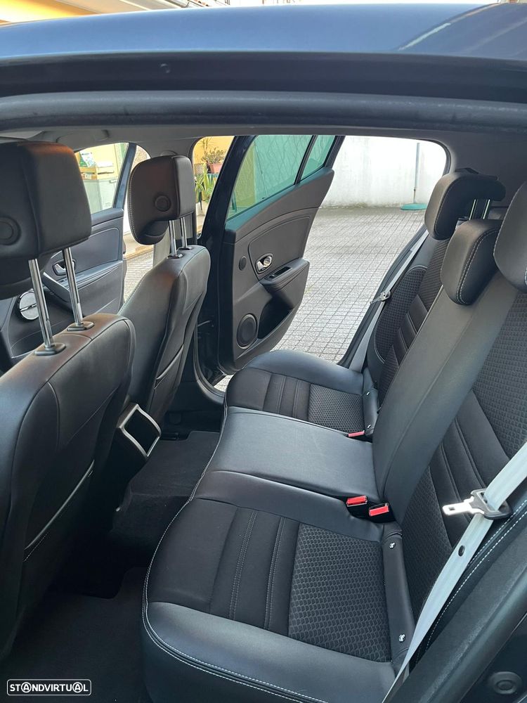 Renault Mégane 1.6 dCi Bose Edition - 13