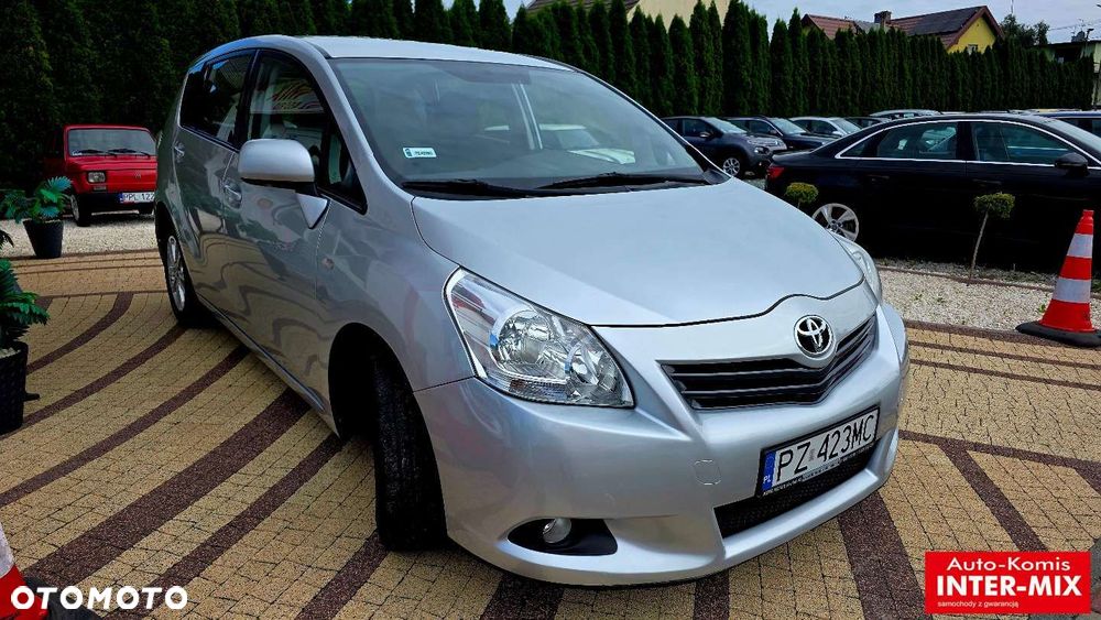 Toyota Verso - 2