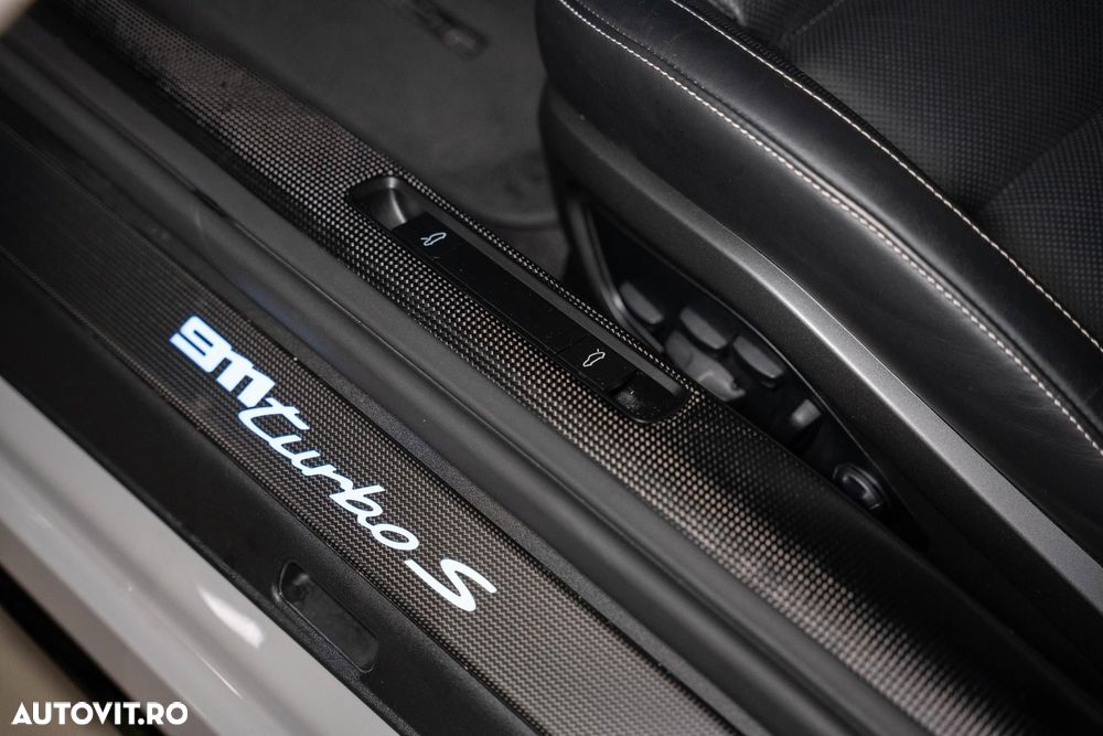 Porsche 911-TURBO-S - 39