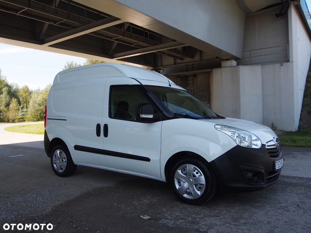 Opel COMBO - 13