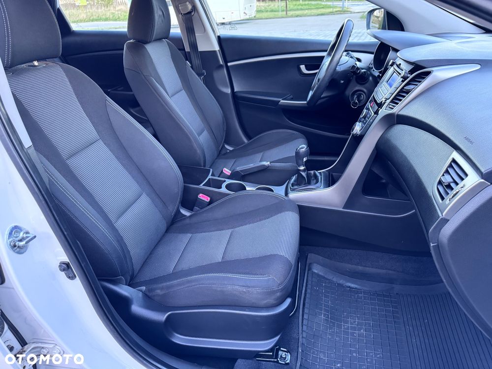 Hyundai i30 - 35