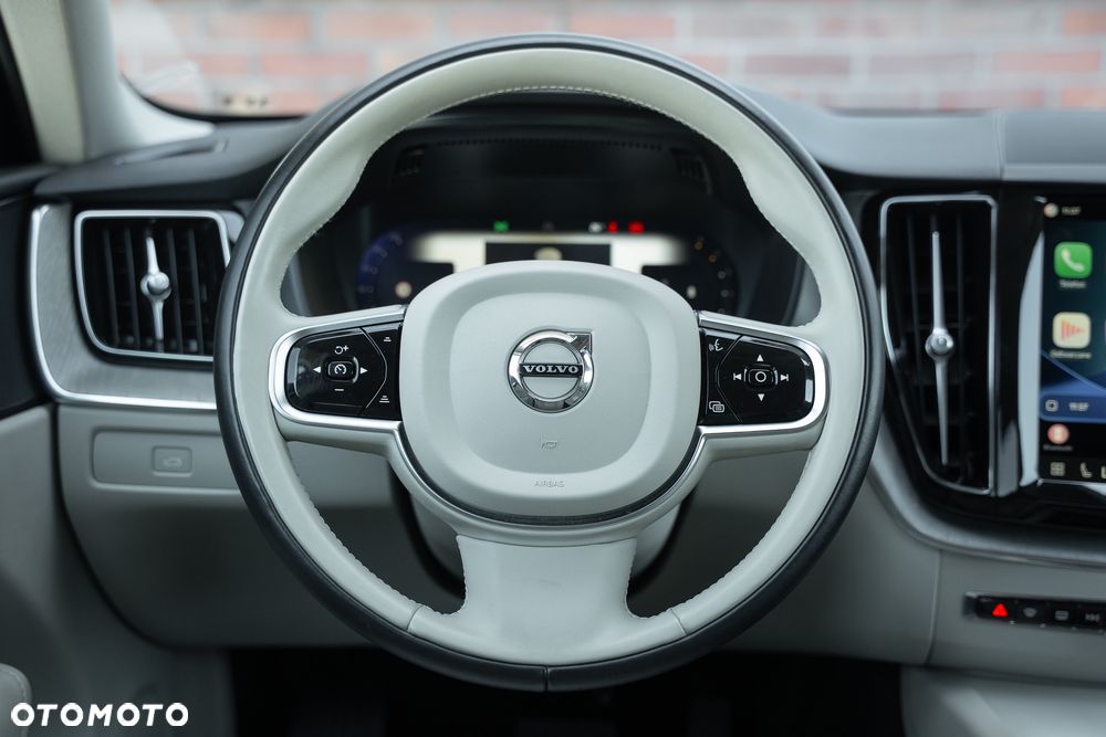 Volvo XC 60 B4 D AWD Geartronic Inscription - 30