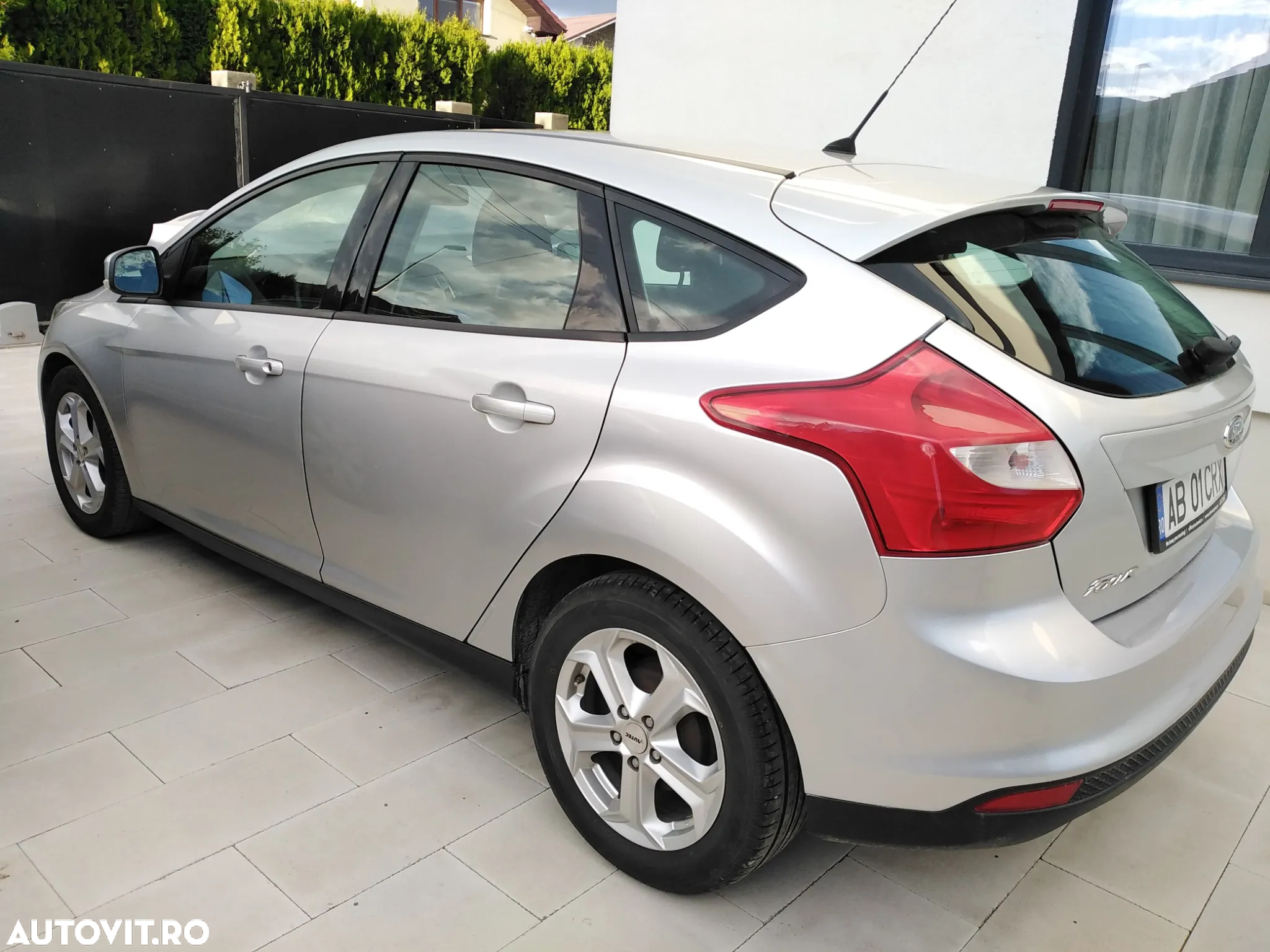 Ford Focus 1.6 TDCI DPF Ambiente - 6