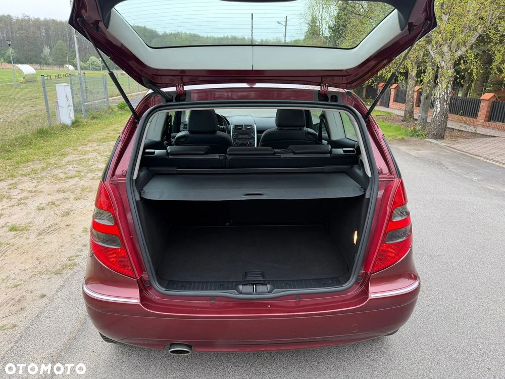 Mercedes-Benz Klasa A 150 BlueEFFICIENCY Avantgarde - 11