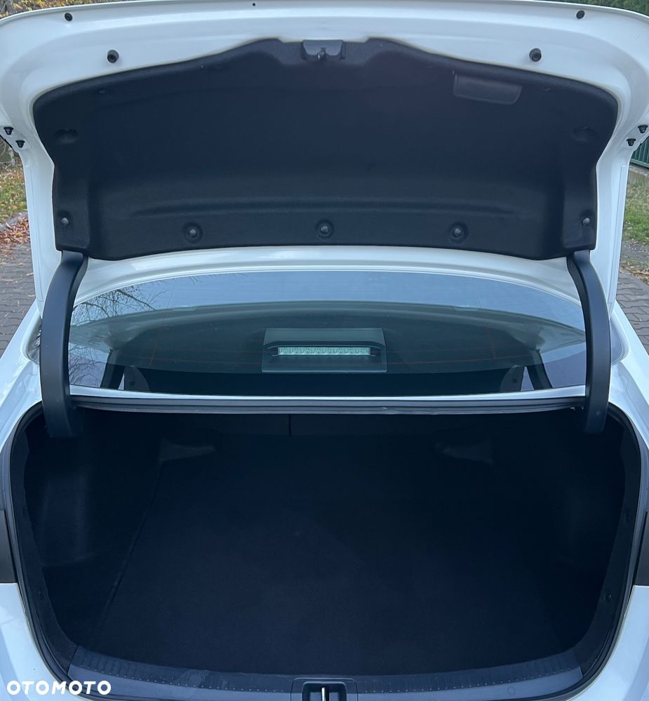 Toyota Corolla - 27