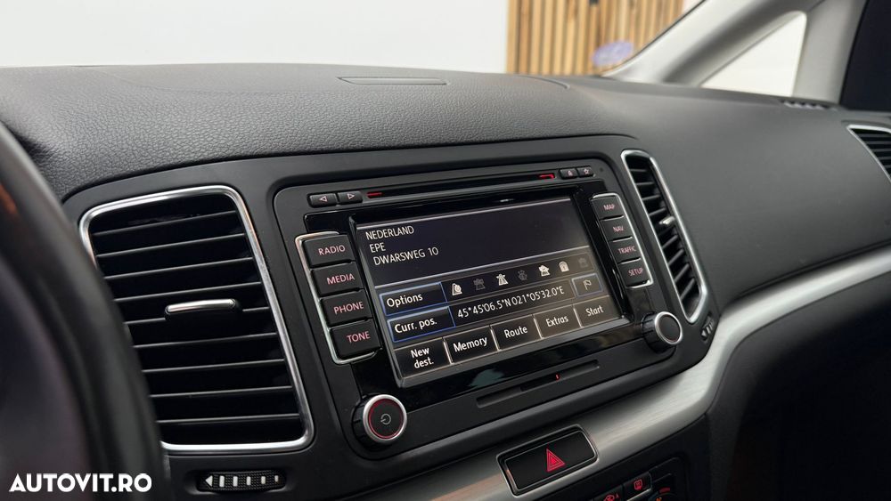 Volkswagen Sharan 2.0 TSI DSG Highline - 23