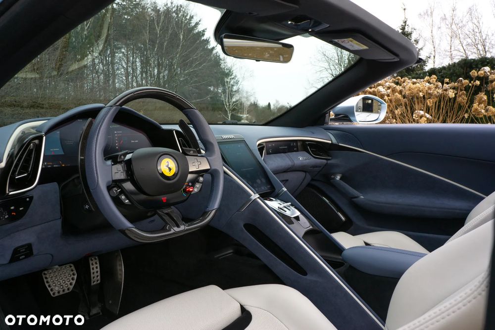 Ferrari Roma Spider - 14