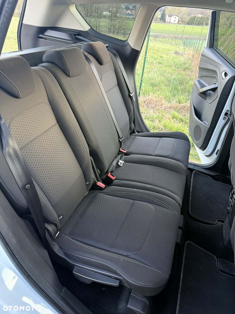 Ford Kuga 2.0 TDCi 4x4 Titanium - 15