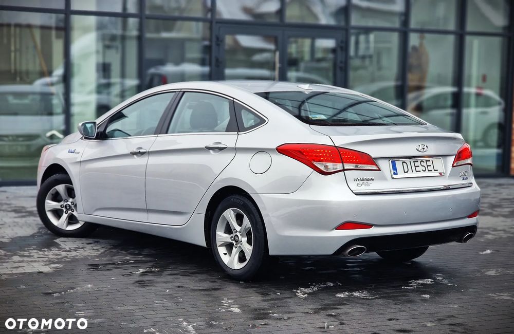 Hyundai i40 1.7 CRDi Comfort + - 25
