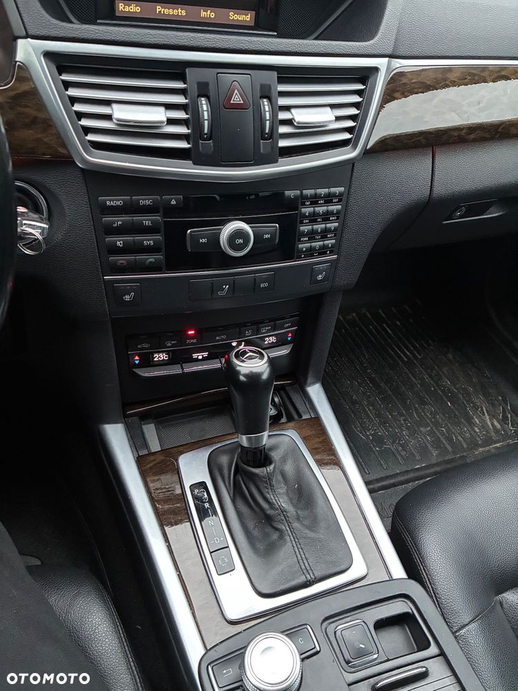 Mercedes-Benz Klasa E - 13