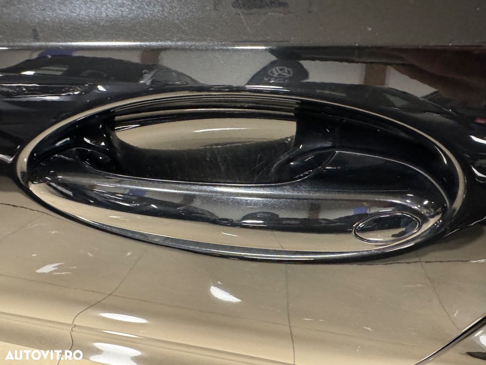 BMW Seria 3 330i xDrive AT - 35