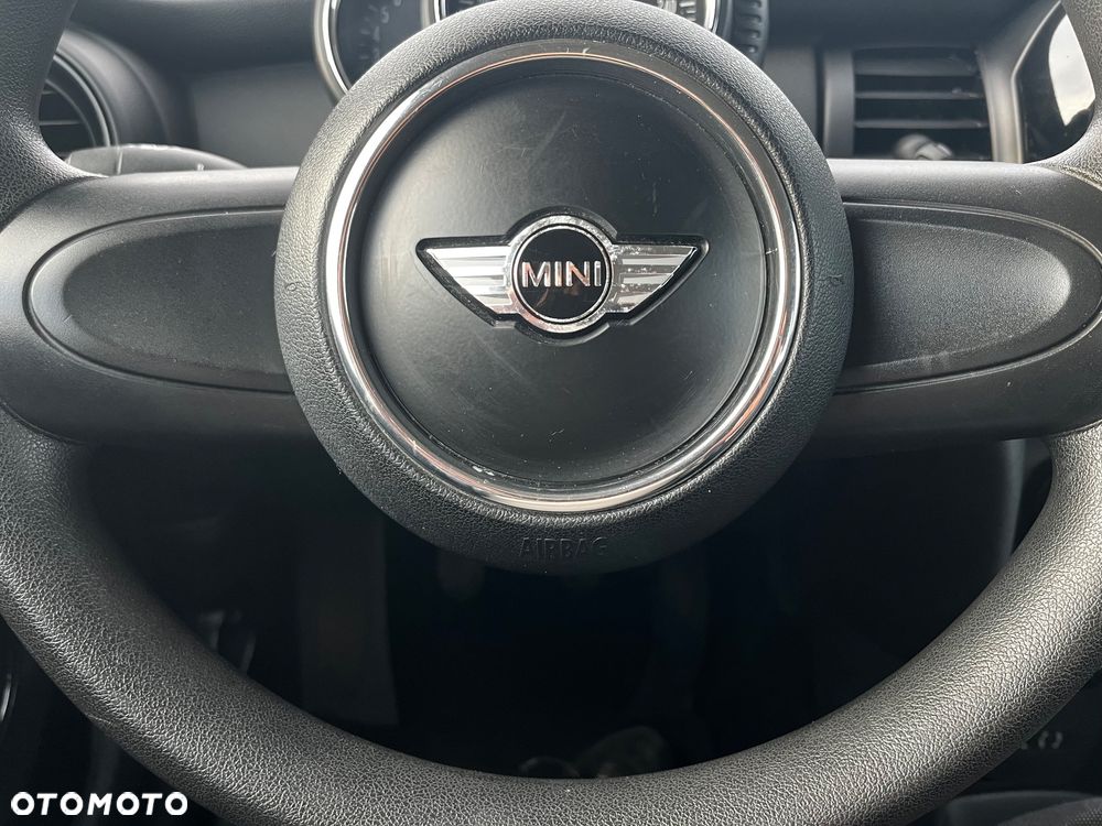 MINI ONE Standard - 31