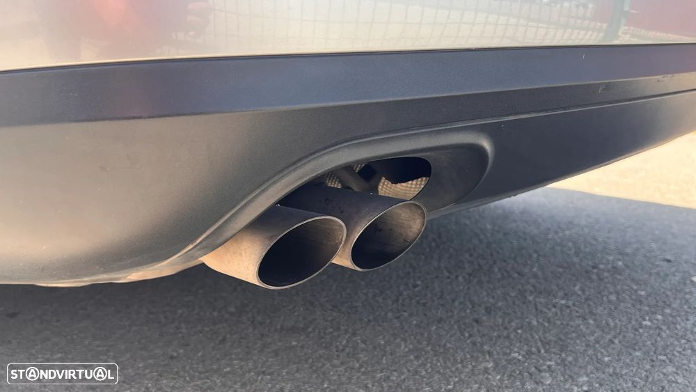 VW Passat Variant 2.0 TDI Sportline DSG - 20