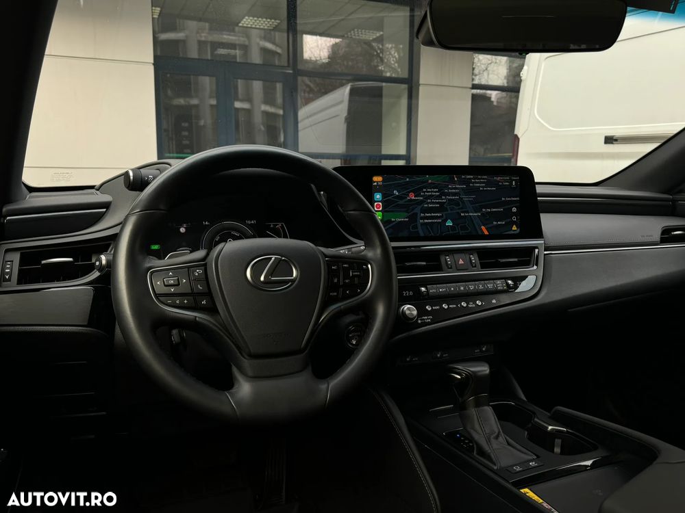 Lexus Seria ES 300h Executive - 18