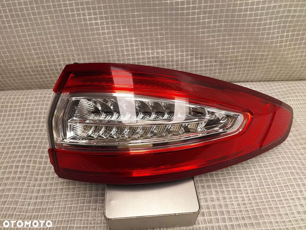 lampa tyl tylna prawa ford mondeo mk5 V hb led 2014-2019 ds73-13404-fj orginal demontaz EUROPA - 1