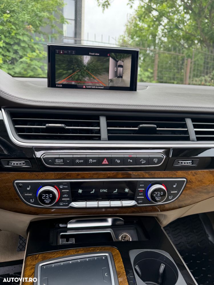 Audi Q7 - 13