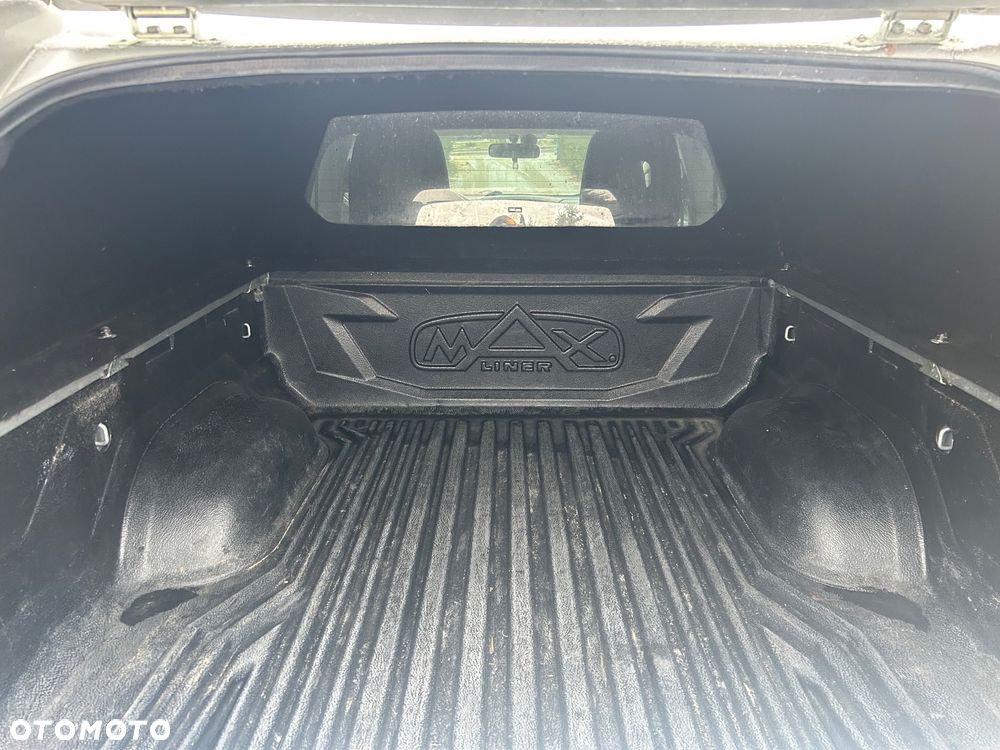 Mitsubishi L200 Pick Up 4x4 S&S Club Cab Diamant Edition - 31